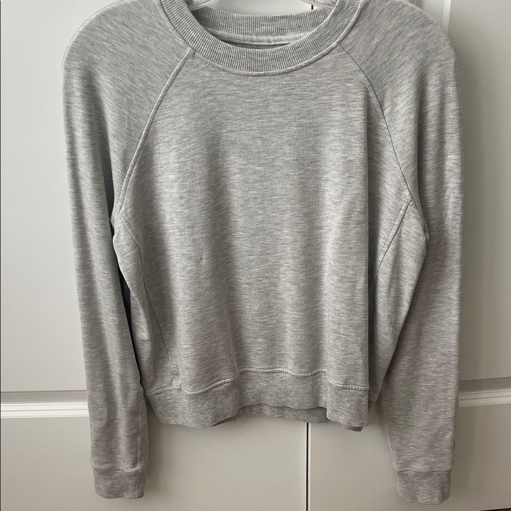 Lululemon Gray Crew Sweatshirt